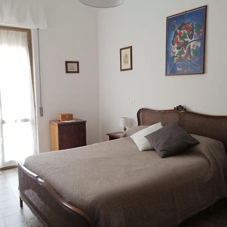 La Casa Di Gb Lägenhet Pieve di Teco Exteriör bild