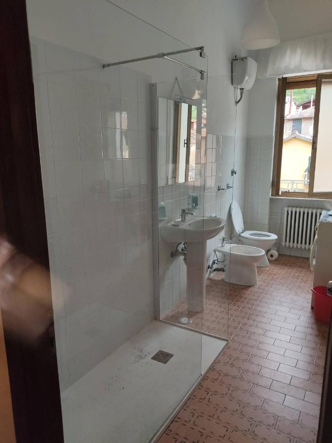 La Casa Di Gb Lägenhet Pieve di Teco Exteriör bild
